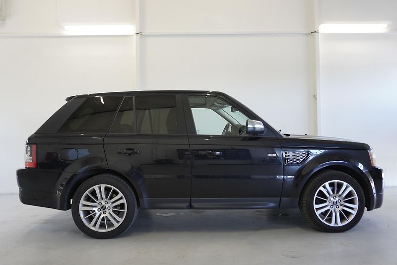 Land Rover Range Rover Sport 3,0D HSE AUTOMAT - fotka 6 z 36