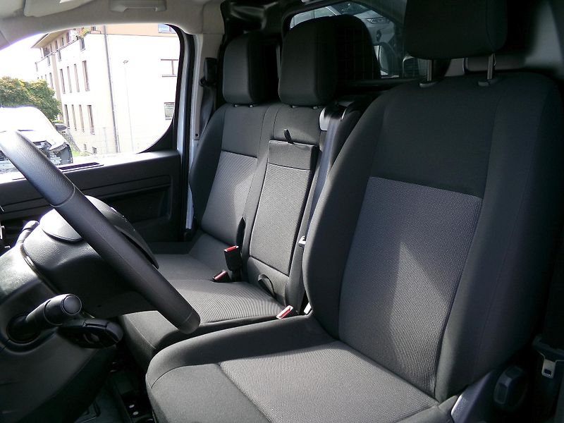 Toyota ProAce L2 ACTIVE 2.0 D-4D 106kW - fotka 6 z 15