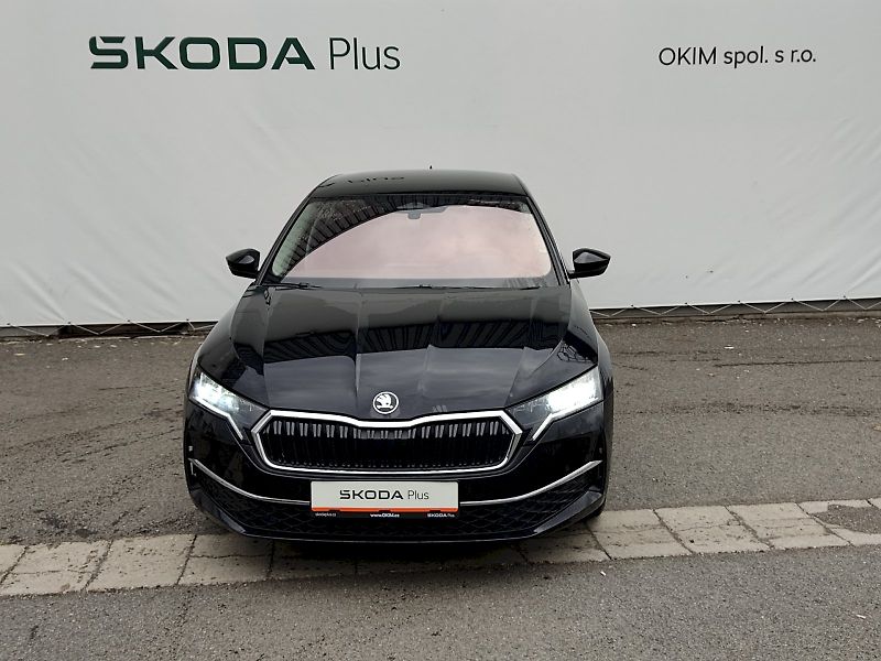 Škoda Octavia (2025) Top Selection  1,5 Tsi 110 Kw - fotka 4 z 38