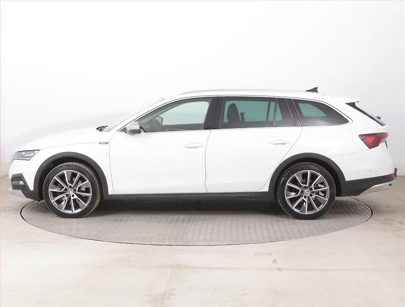 Škoda Octavia (2022) Scout 2.0 TDI - fotka 3 z 17