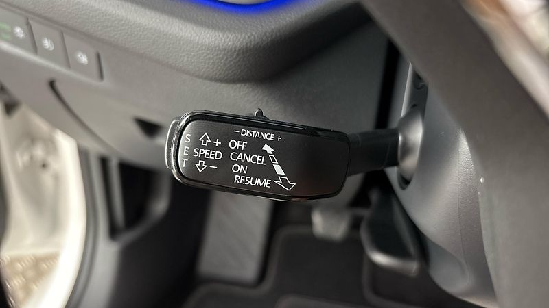 Škoda Octavia 2.0 TDI Style Combi - fotka 14 z 26