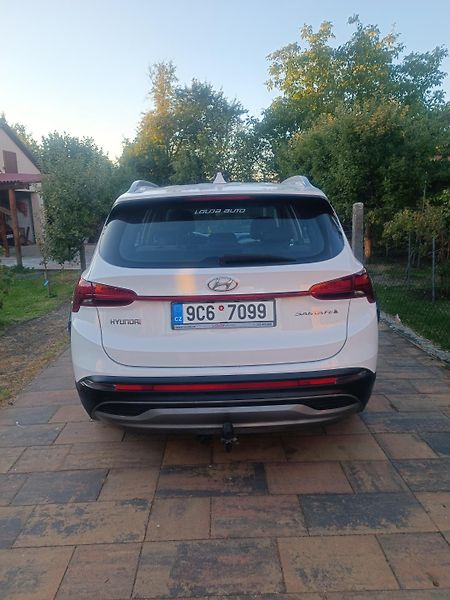 Hyundai Santa Fe (2022) - fotka 4 z 8