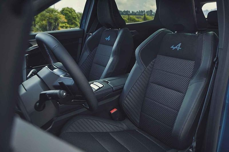 Renault Austral v modernizované podobě jsme zkoušeli blízko Barcelony.