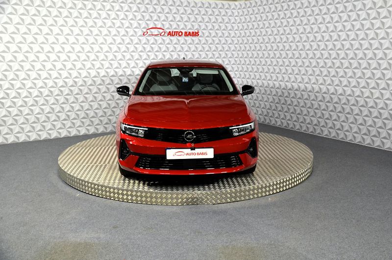 Opel Astra (2024) e-Astra BEV 115 Edition AT - fotka 2 z 16