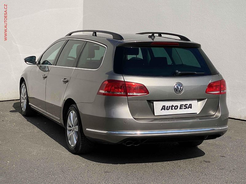 Volkswagen Passat (2014) 2.0 TDi, Comfortline, DSG, TZ - fotka 6 z 16