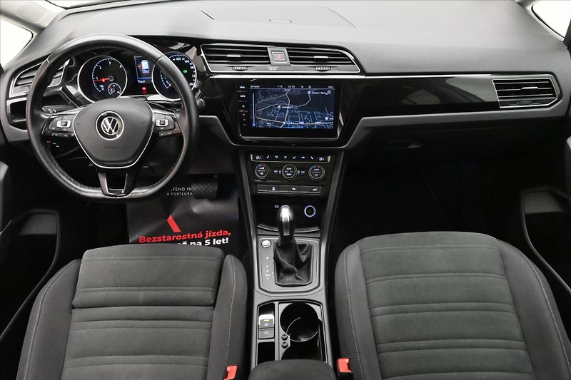 Volkswagen Touran 2,0 TDI 110 kW DSG COMFORT Zár - fotka 15 z 33