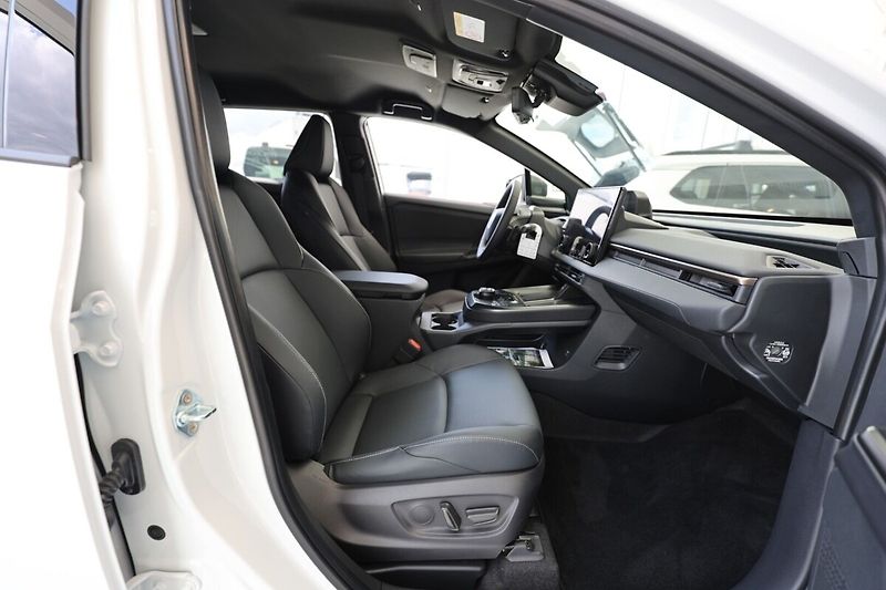Toyota bZ4X Executive AWD 73.1 kWh - fotka 17 z 18