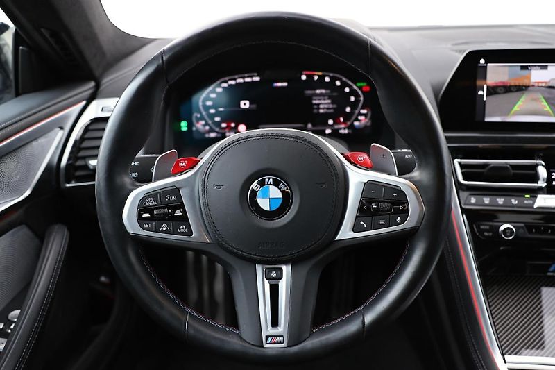 BMW M8 Gran Coupé - fotka 13 z 18