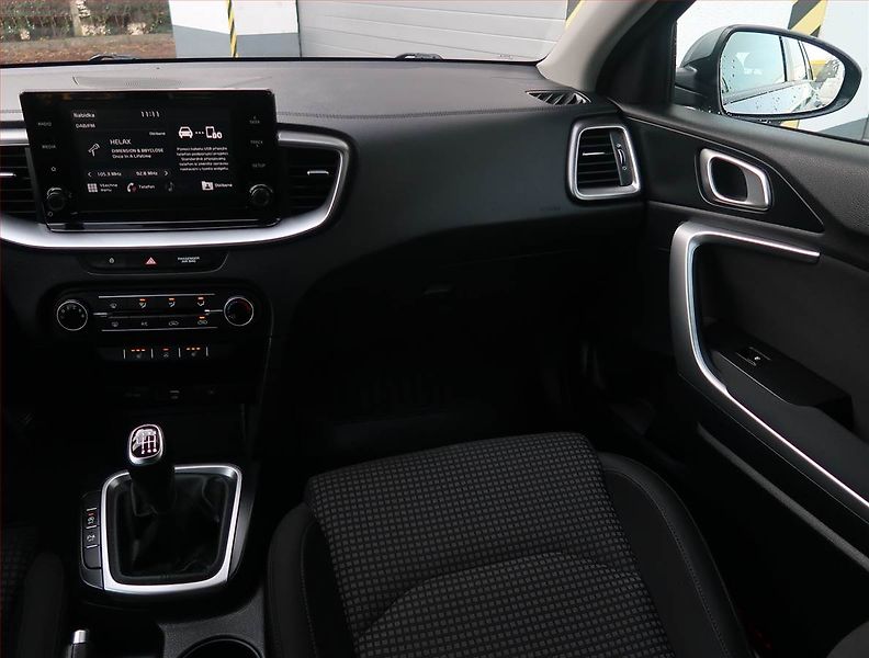Kia Ceed (2021) Spin 1.5 T-GDI, ČR,1.maj - fotka 8 z 19