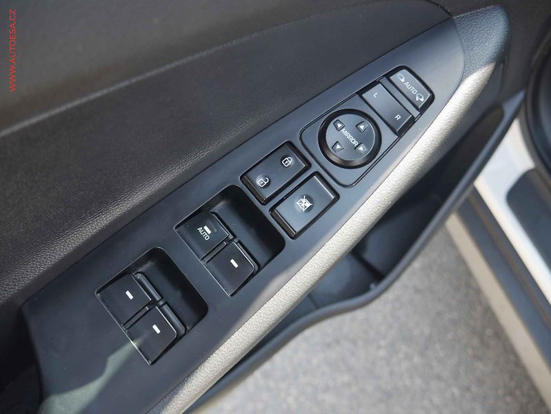 Hyundai Tucson (2018) 1.6 T-GDi, Passion, navi, - fotka 15 z 23