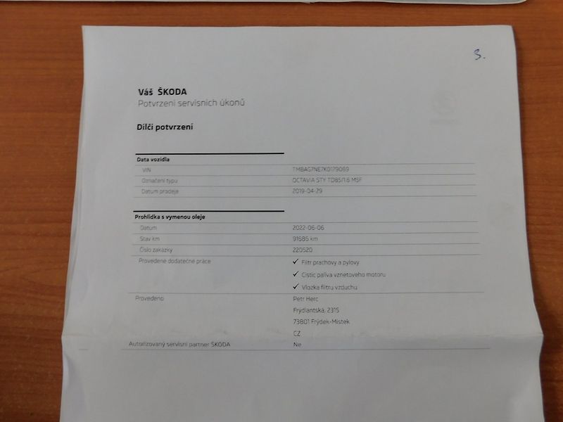 Škoda Octavia (2019) III 1.6 TDi ČR - fotka 34 z 36
