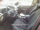 Ford Kuga (2017) 2.0 TDCi 4x4, AT, navi, bixen - náhled 2