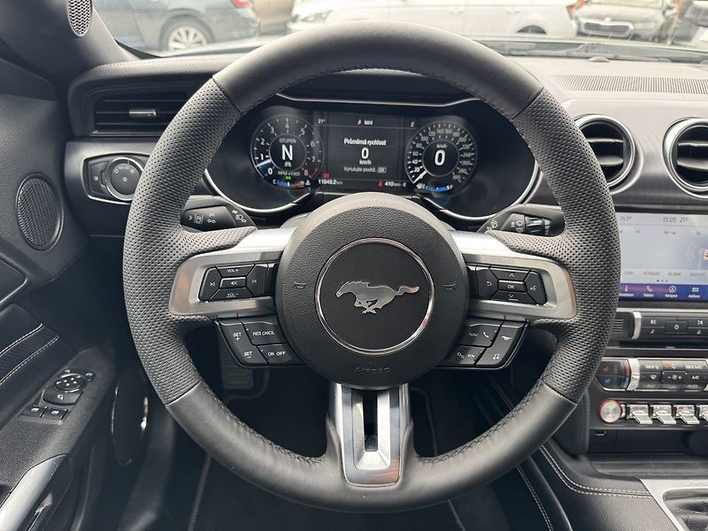 Ford Mustang (2022) 5.0i V8 MACH1 LED Navi Kamera - fotka 7 z 50