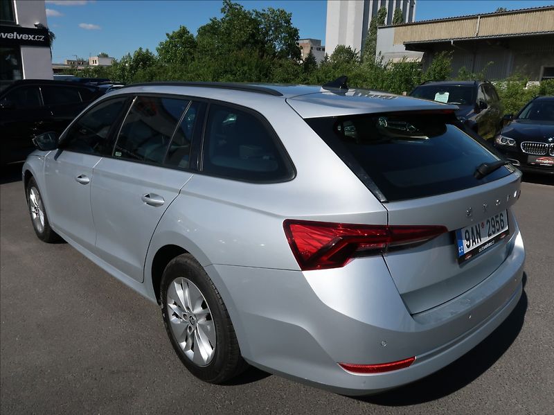 Škoda Octavia 2,0 TDi,1majČR,Serv.kn.,DPH - fotka 4 z 25