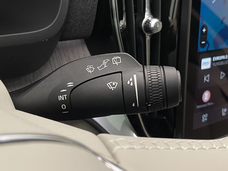 Volvo XC90 (2026) T8 AWD Plug-in BRIGHT PLUS 7m - fotka 33 z 68