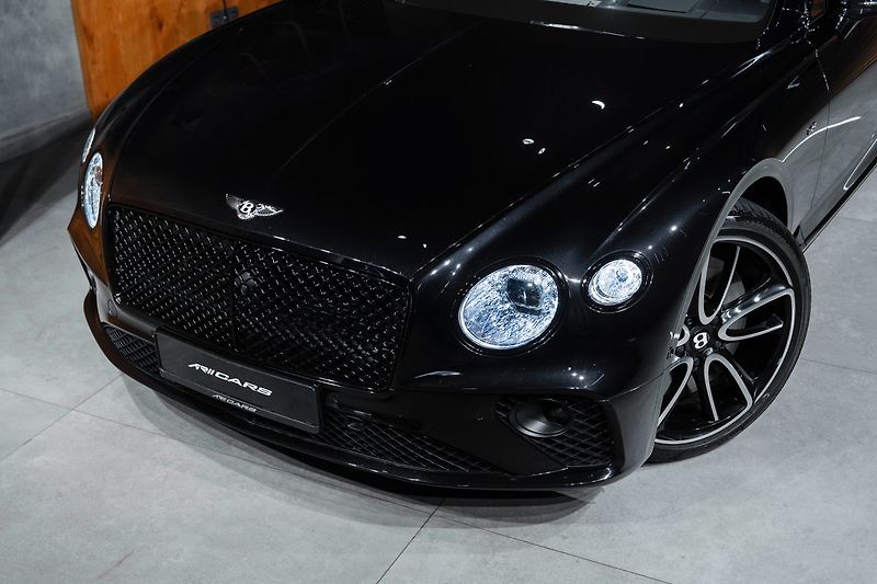 Bentley Continental GT V8 - fotka 4 z 20