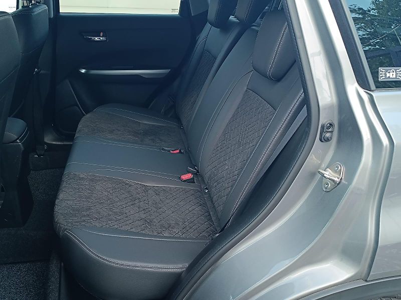 Suzuki Vitara 1.4/103kW, Elegance, 66 000KM! - fotka 22 z 42