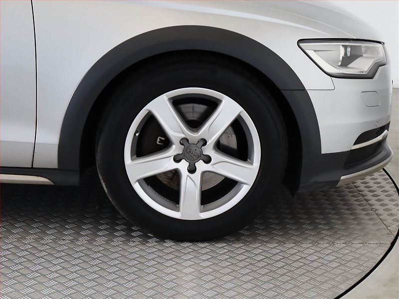 Audi A6 Allroad (2013) 3.0 TDI, 4X4, Automat, Kůže - fotka 13 z 19
