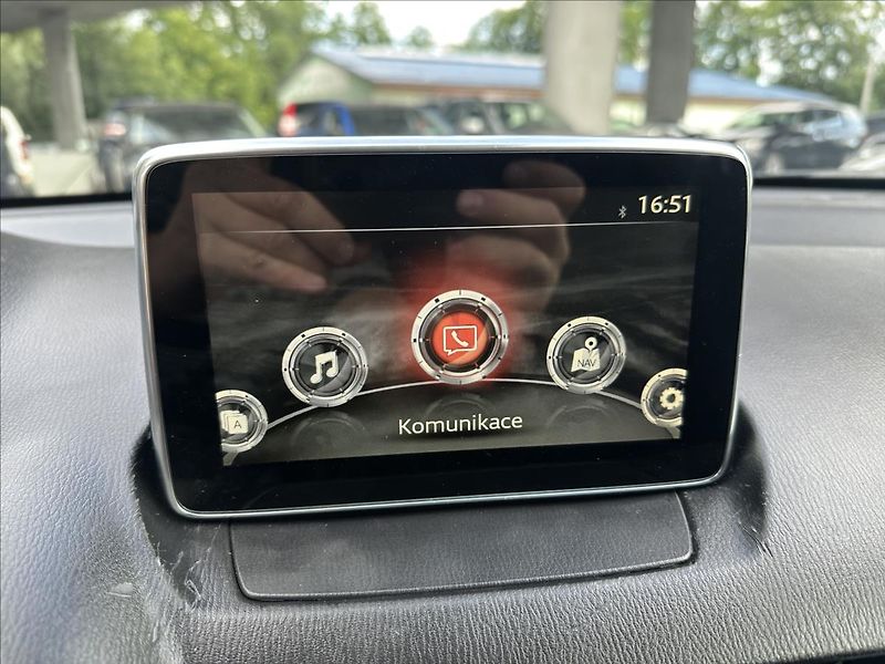 Mazda 2 1,5 - fotka 15 z 25