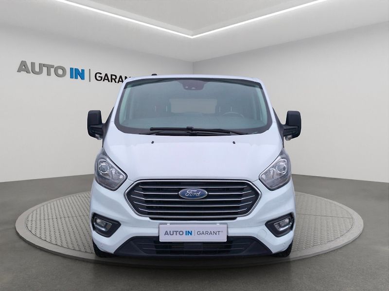 Ford Tourneo Custom (2020) 2.0 TDCi , ČR, tažné, 1. maj. - fotka 2 z 29
