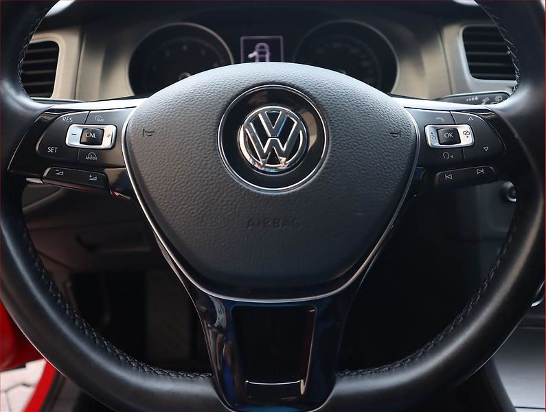 Volkswagen Golf (2017) Comfortline 1.4 TSI, Automat - fotka 21 z 21