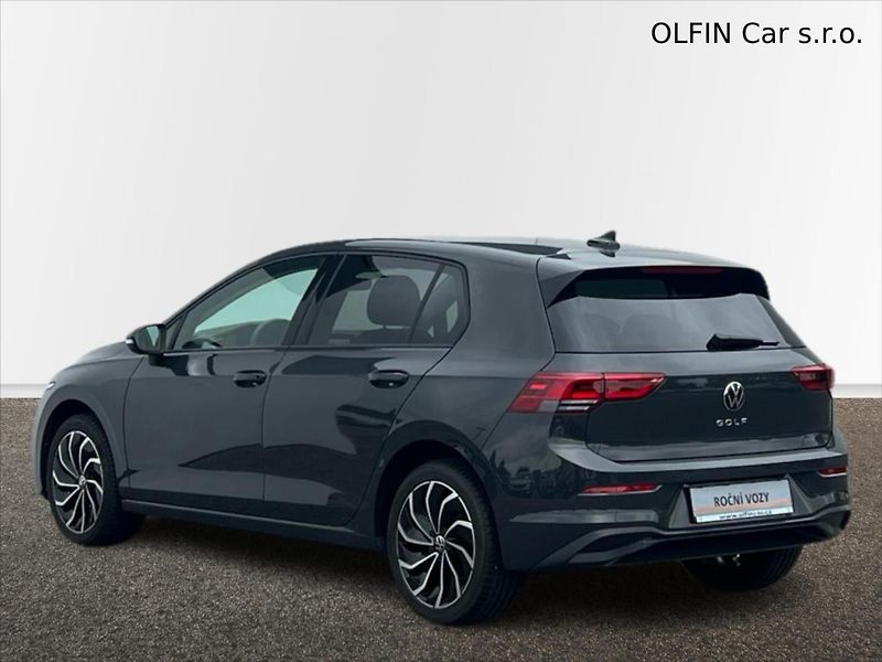 Volkswagen Golf 1,0 TSi 81kW LIFE  8 - fotka 9 z 27
