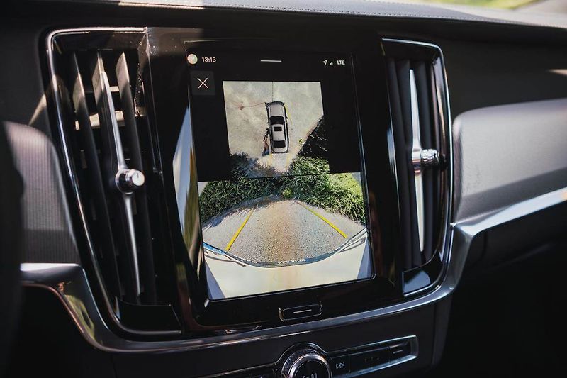 Volvo S90 (2024) T8 Recharge - fotka 23 z 32