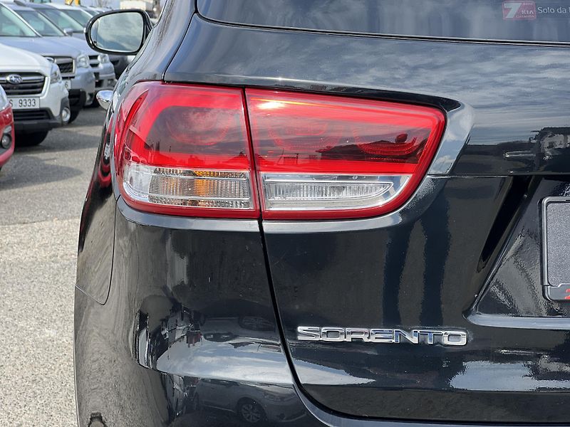 Kia Sorento 2.2CRDi REBEL 4x4 KŮŽE 7MÍST - fotka 50 z 52