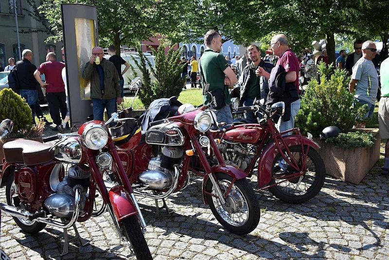 Nablýskaní veteráni projížděli v sobotu celým jihem Prostějovska. Konala se zde tradiční Veterán rallye. 17.6. 2023