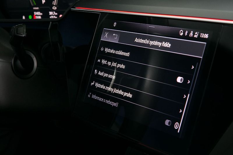 Audi e-tron 55 300kW Matrix NightV ZÁRUKA - fotka 27 z 38