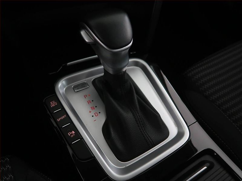 Kia XCeed (2022) Plug-in-Hybrid - fotka 13 z 22
