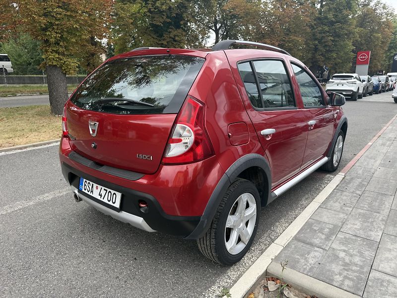 Dacia Sandero 1.5DCi - fotka 9 z 9