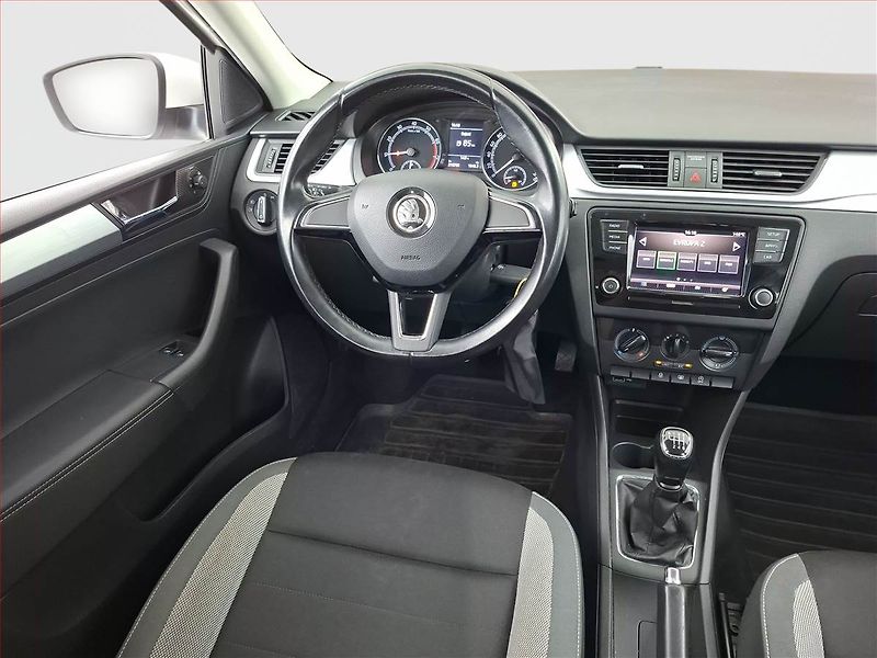Škoda Rapid (2019) 1.0 TSI, Tempomat - fotka 7 z 13