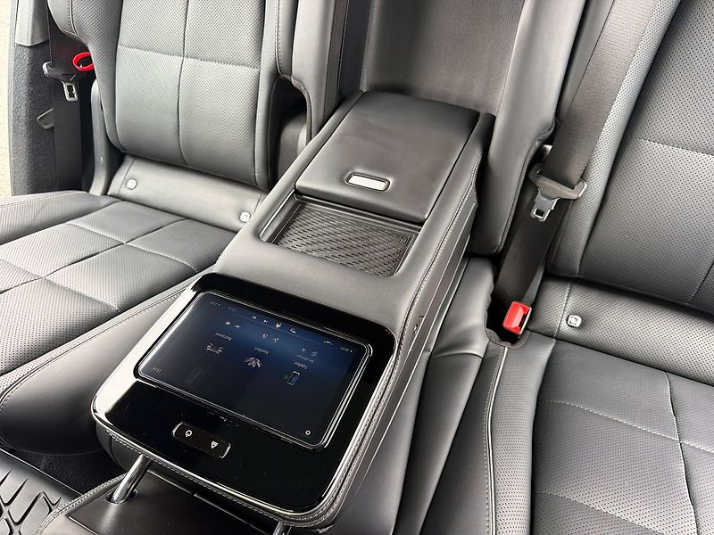 Mercedes-Benz GLS 450 D 4MATIC - fotka 35 z 41