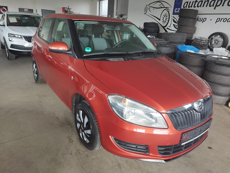 Škoda Fabia (2014) 1,2i 44KW KLIMA NOVÉ ROZVODY - fotka 1 z 23