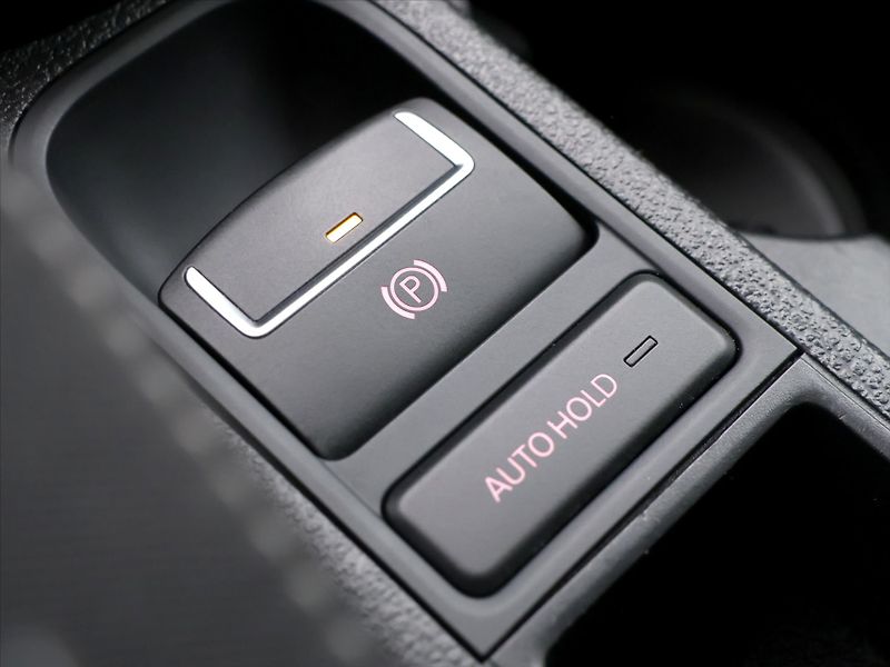 Volkswagen Tiguan 2,0 TDI 103kW Sport&Style 1.Ma - fotka 20 z 28