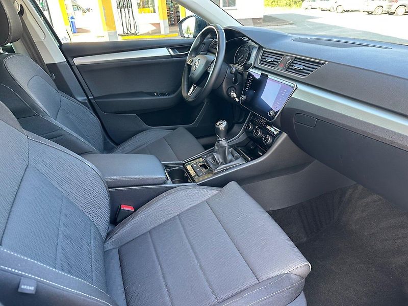 Škoda Superb (2019) 2.0TDi SERVISOVÁNO VE - fotka 8 z 18