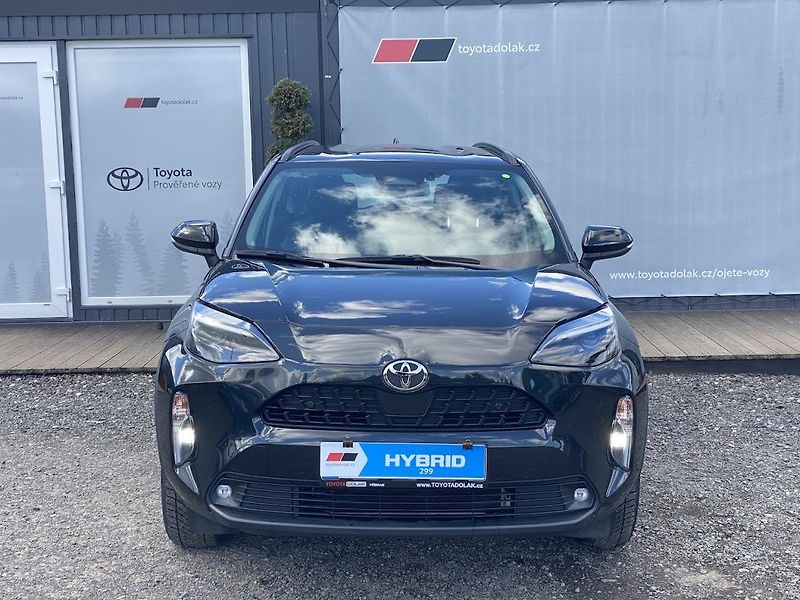 Toyota Yaris Cross 1.5HEV, ČR-1m, Comfort, DPH - fotka 2 z 26
