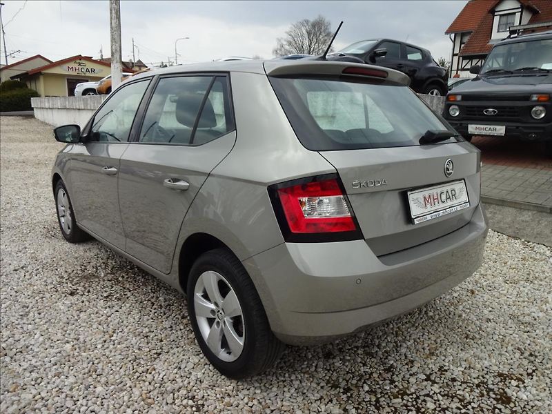 Škoda Fabia III 1.0TSI 70 kW STYLE - fotka 5 z 51