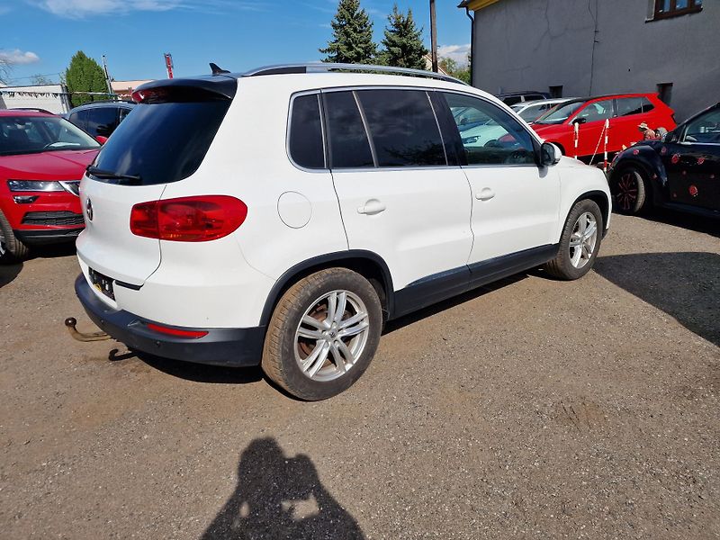 Volkswagen Tiguan 2,0TDI 103KW SPORT&STYLE  TAŽN - fotka 4 z 19