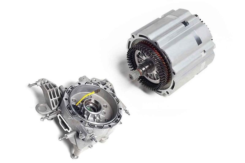 Elektromobil DS3 Crossback E- Tense právě vstupuje na český trh