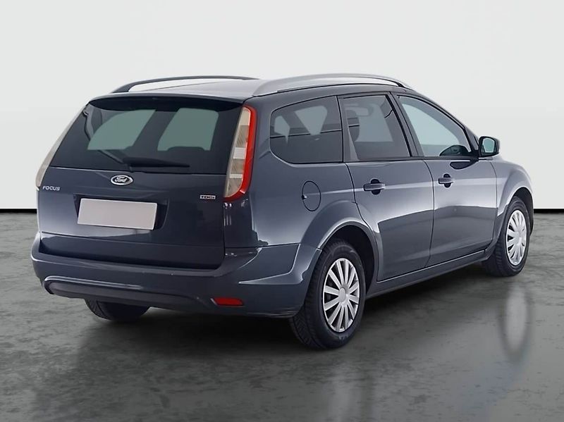Ford Focus (2010) 1.6 TDCi, nová STK - fotka 5 z 16