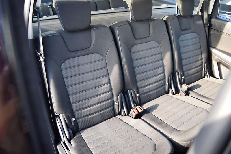 Ford Galaxy (2018) 2.0TDCi 110kw BUSINESS 7MÍST  - fotka 41 z 47