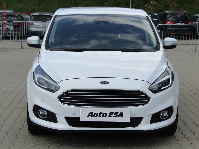 Ford S-MAX (2017) 2.0 TDCi, Navi, bixen - fotka 2 z 28