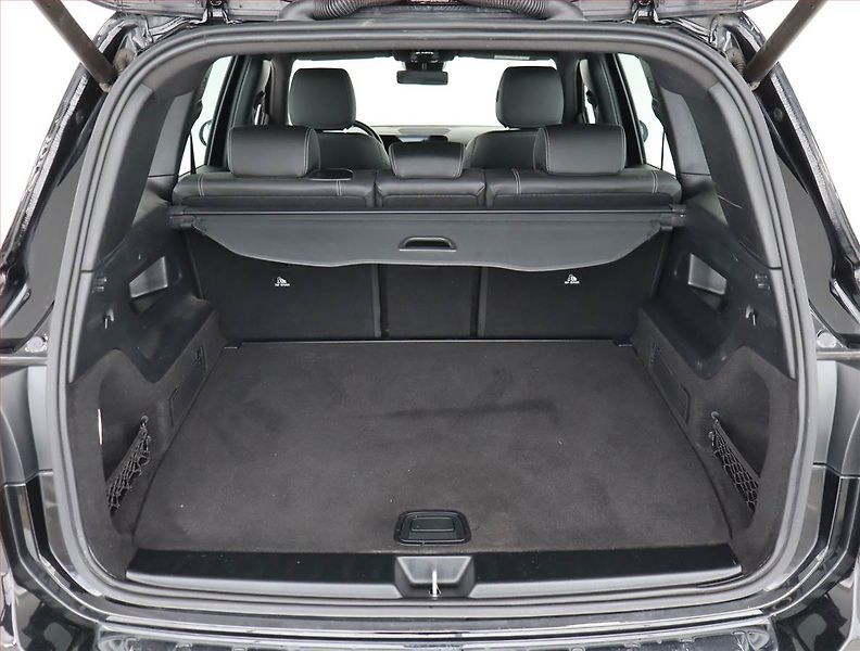Mercedes-Benz GLB (2022) 200 d 4MATIC - fotka 14 z 26