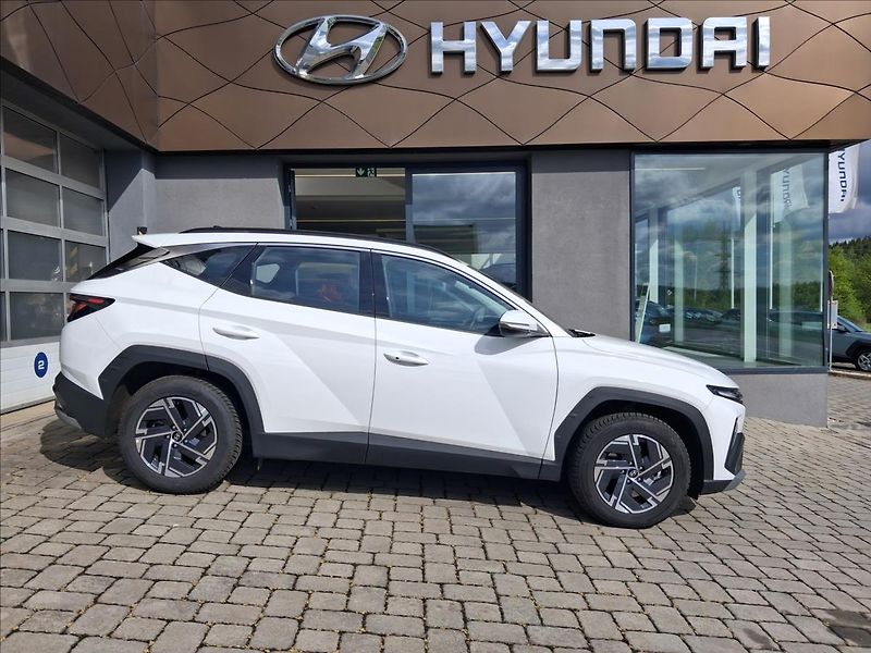 Hyundai Tucson 1,6 T-GDI MHEV Smart - fotka 18 z 18