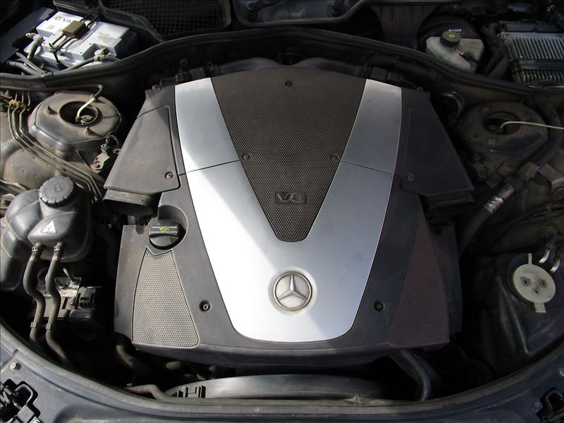 Mercedes-Benz Třídy S S 420CDi V8 AMG - fotka 58 z 59