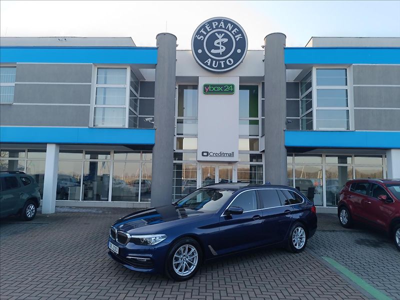 BMW Řada 5 2,0 520d Xdrive Touring - fotka 1 z 20