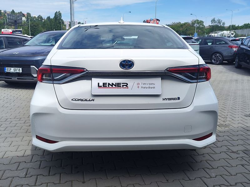 Toyota Corolla 1.8 HEV/90kW Comfort AT - fotka 6 z 27