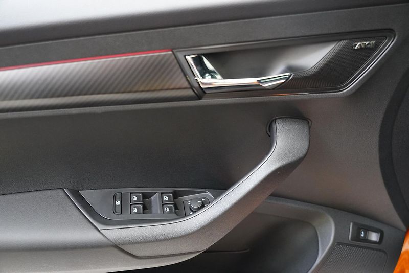 Škoda Karoq - fotka 12 z 29
